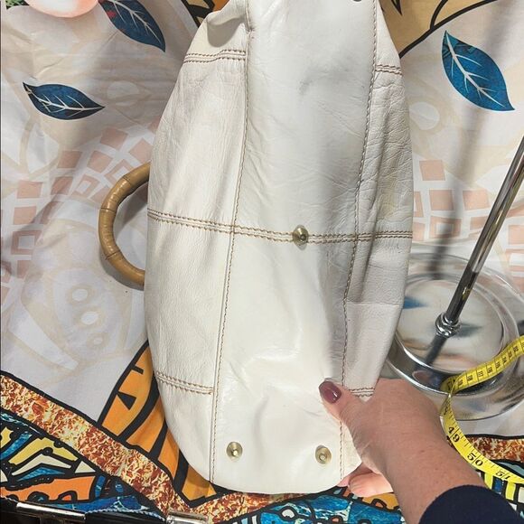 Wilsons Leather Cream Shoulder Bag - Picture 6 of 16